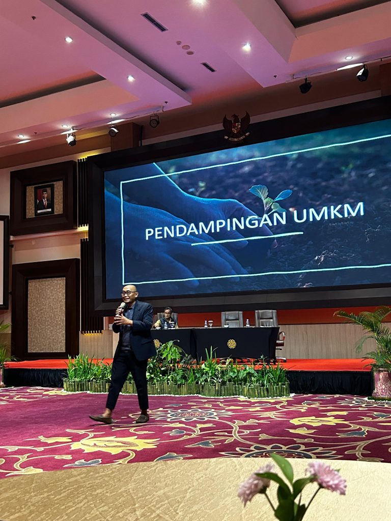Pelatihan pendamping UMKM di Jawa Barat untuk meningkatkan keterampilan dan membantu UMKM mengembangkan bisnisnya dengan strategi yang efektif